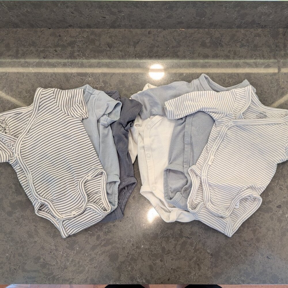 H&M Baby Bodysuit Lot in Light Blue, White, Gray